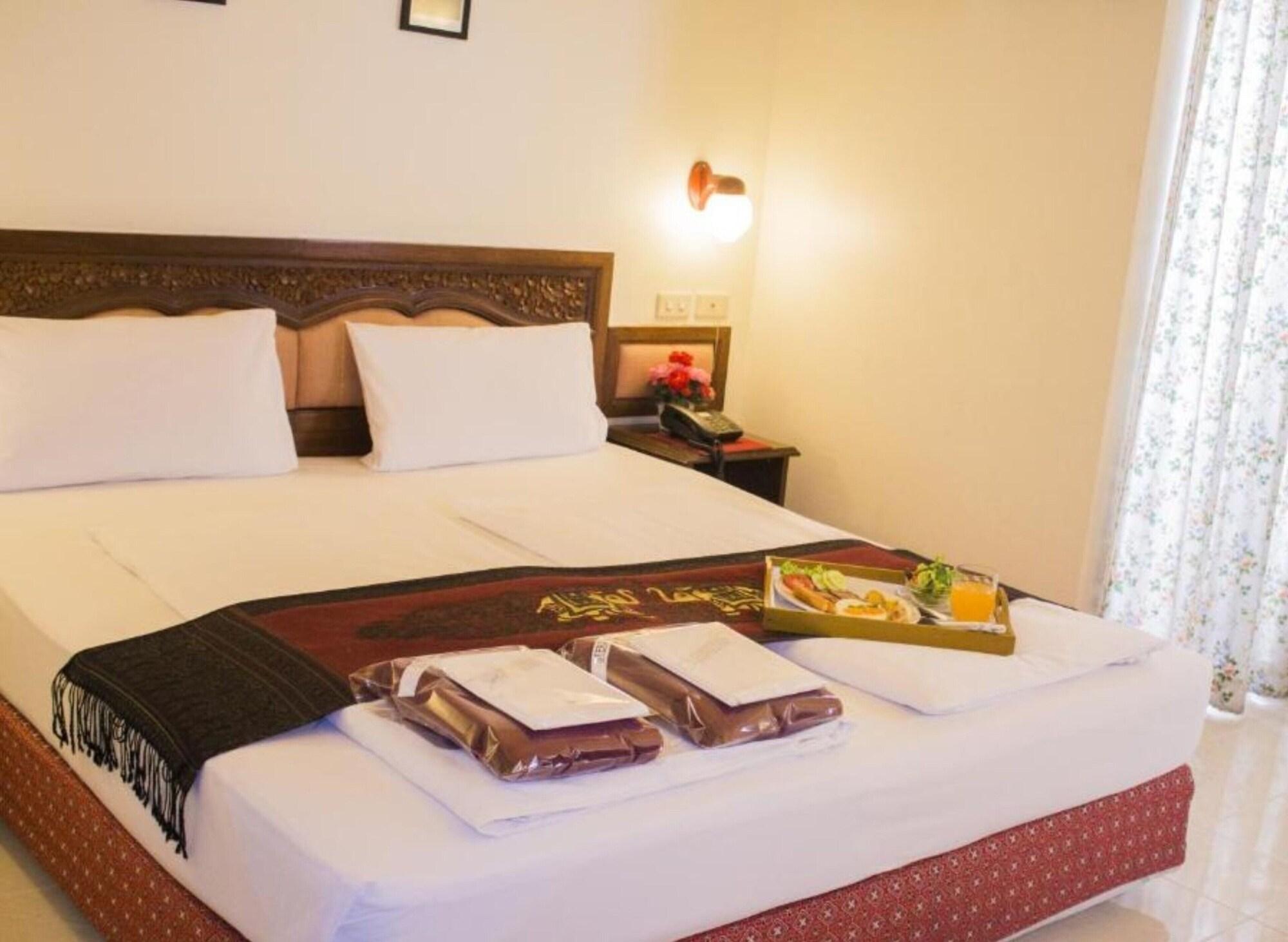 People Place Boutique In Town Hotel - SHA Extra Plus Chiang Mai Extérieur photo