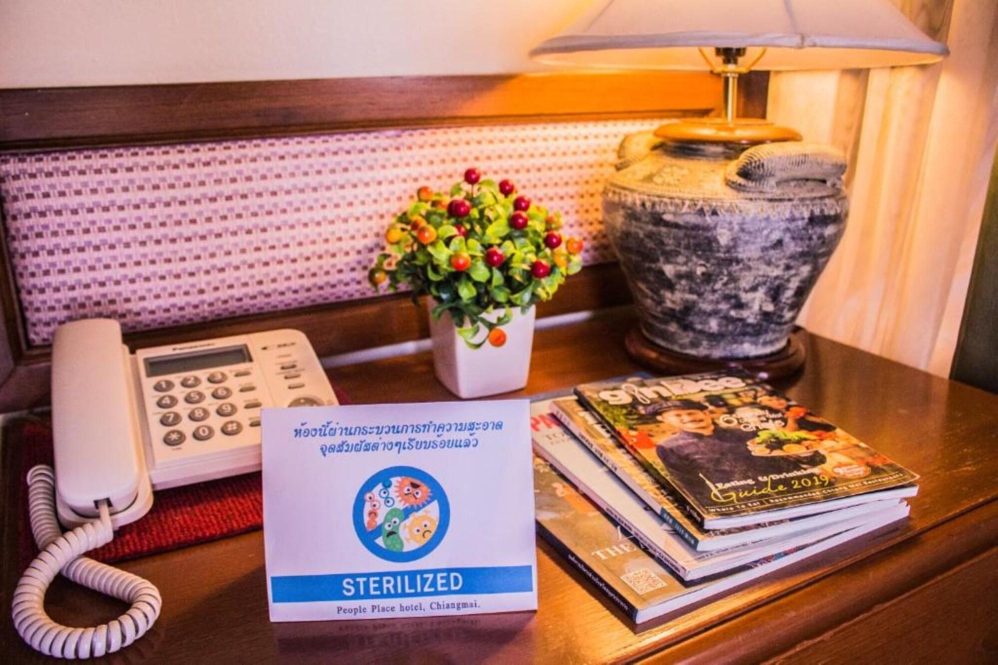 People Place Boutique In Town Hotel - SHA Extra Plus Chiang Mai Extérieur photo