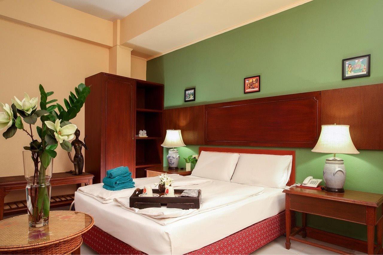 People Place Boutique In Town Hotel - SHA Extra Plus Chiang Mai Extérieur photo