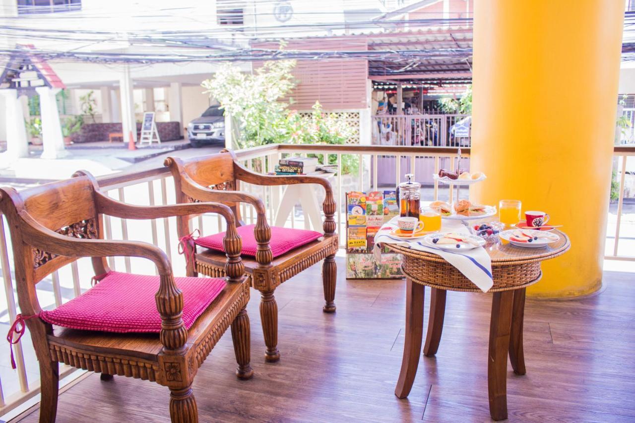 People Place Boutique In Town Hotel - SHA Extra Plus Chiang Mai Extérieur photo