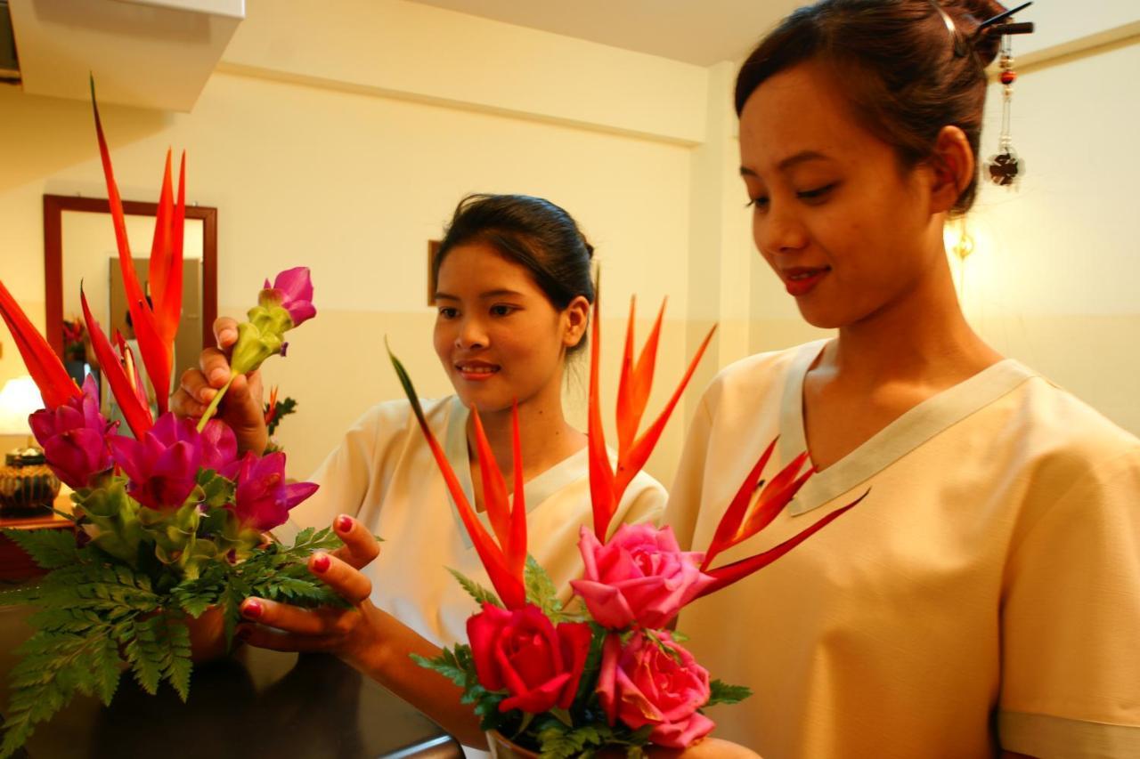 People Place Boutique In Town Hotel - SHA Extra Plus Chiang Mai Extérieur photo