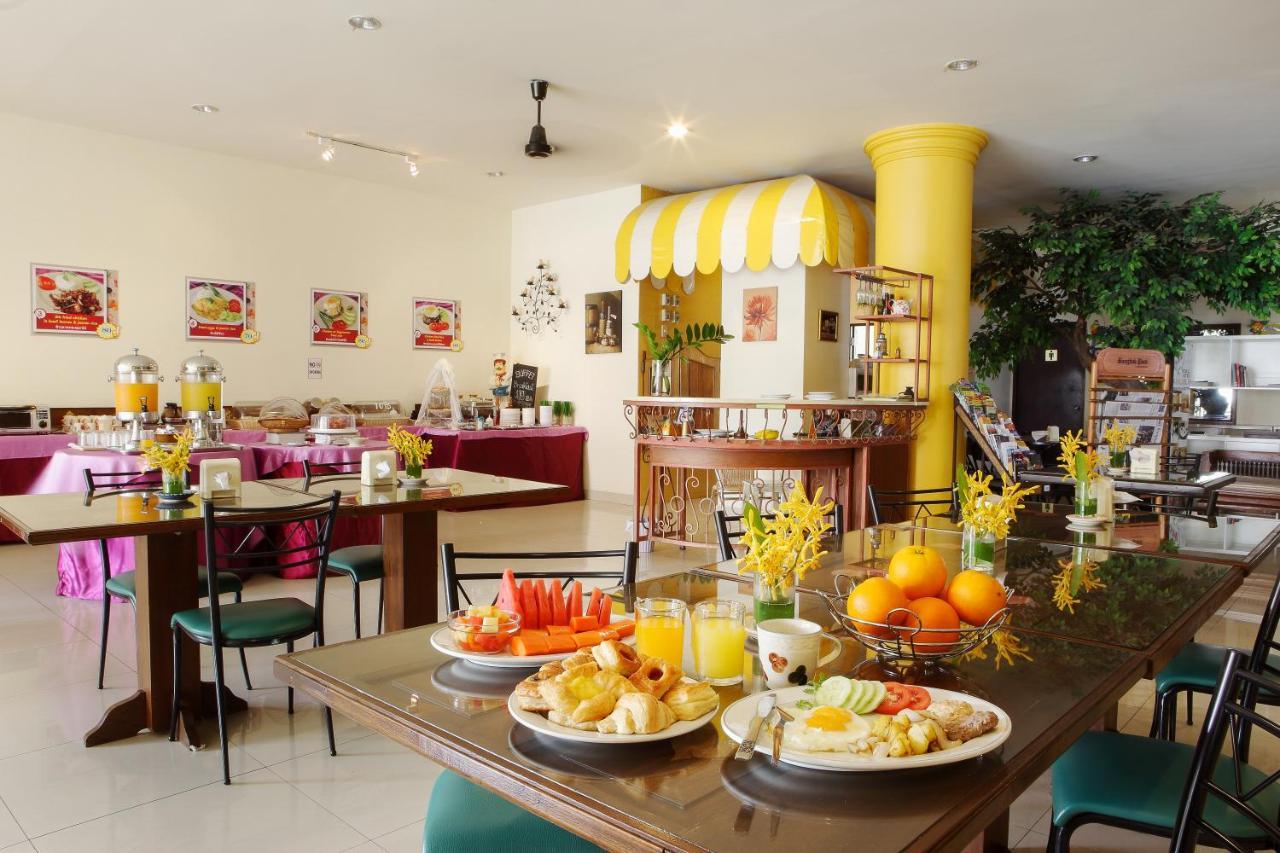 People Place Boutique In Town Hotel - SHA Extra Plus Chiang Mai Extérieur photo