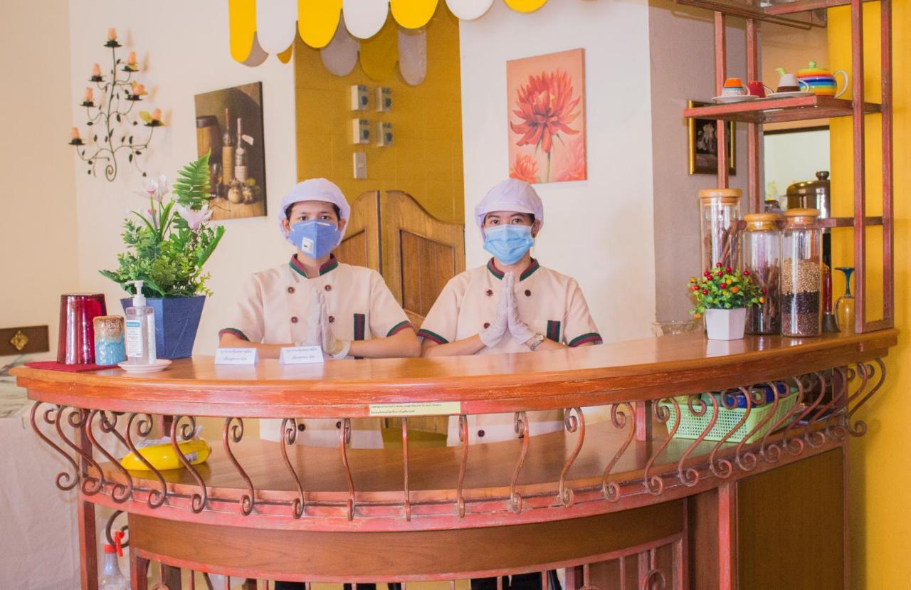 People Place Boutique In Town Hotel - SHA Extra Plus Chiang Mai Extérieur photo