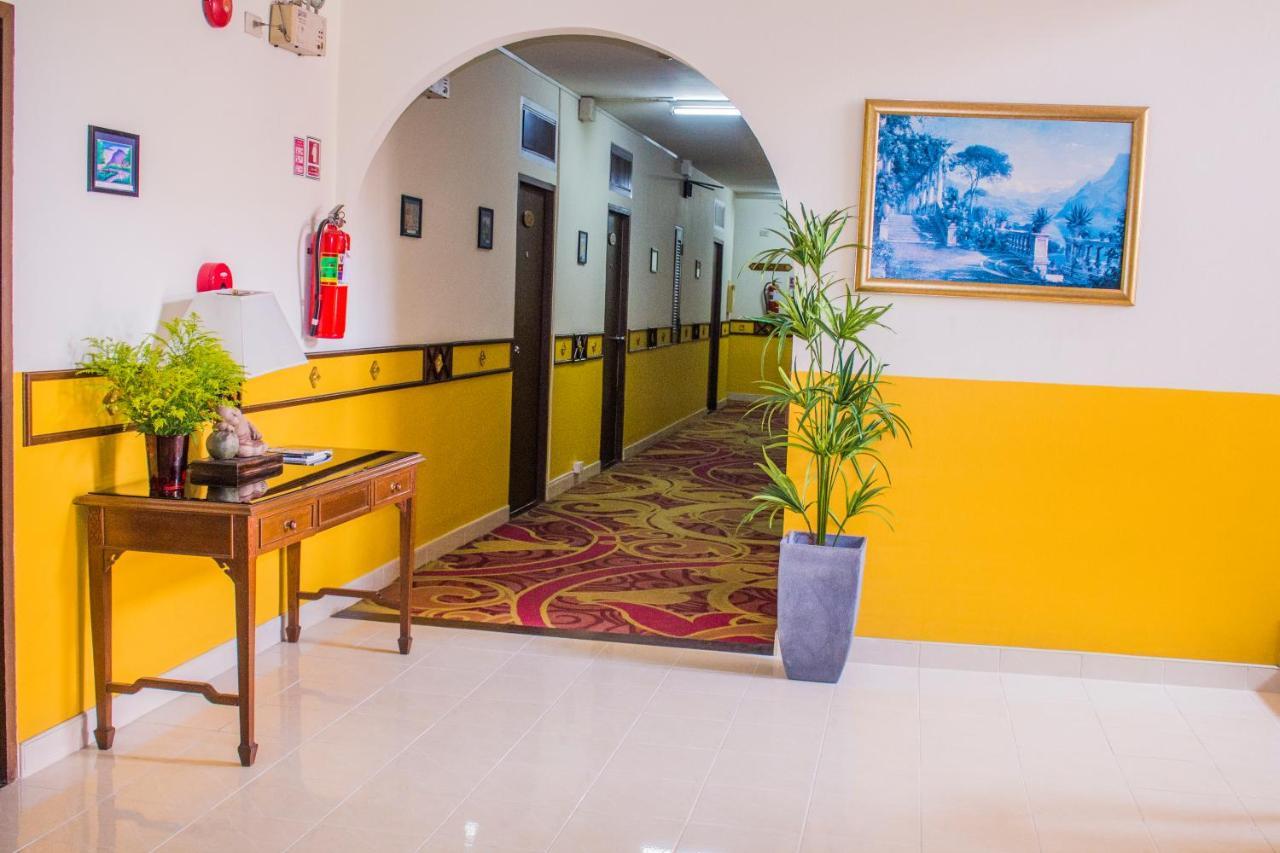 People Place Boutique In Town Hotel - SHA Extra Plus Chiang Mai Extérieur photo