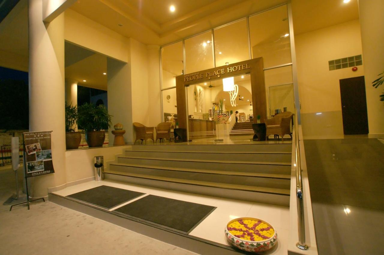 People Place Boutique In Town Hotel - SHA Extra Plus Chiang Mai Extérieur photo